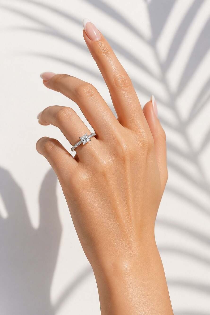 Solitaire Moissanite Engagement Ring, 1ct size 8